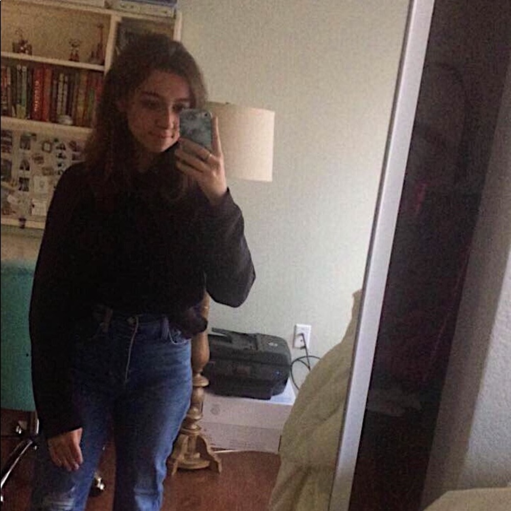 Meet your Posher, Anna